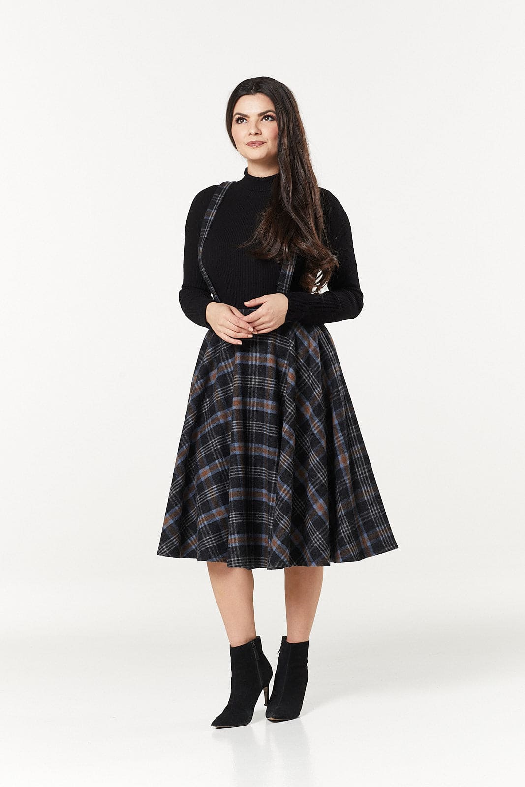 Black swing skirt uk hotsell