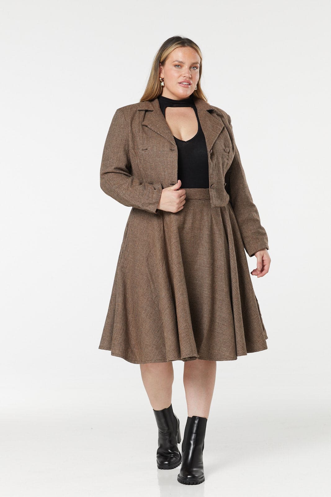 Cropped Brown Double Breasted Woollen Jacket