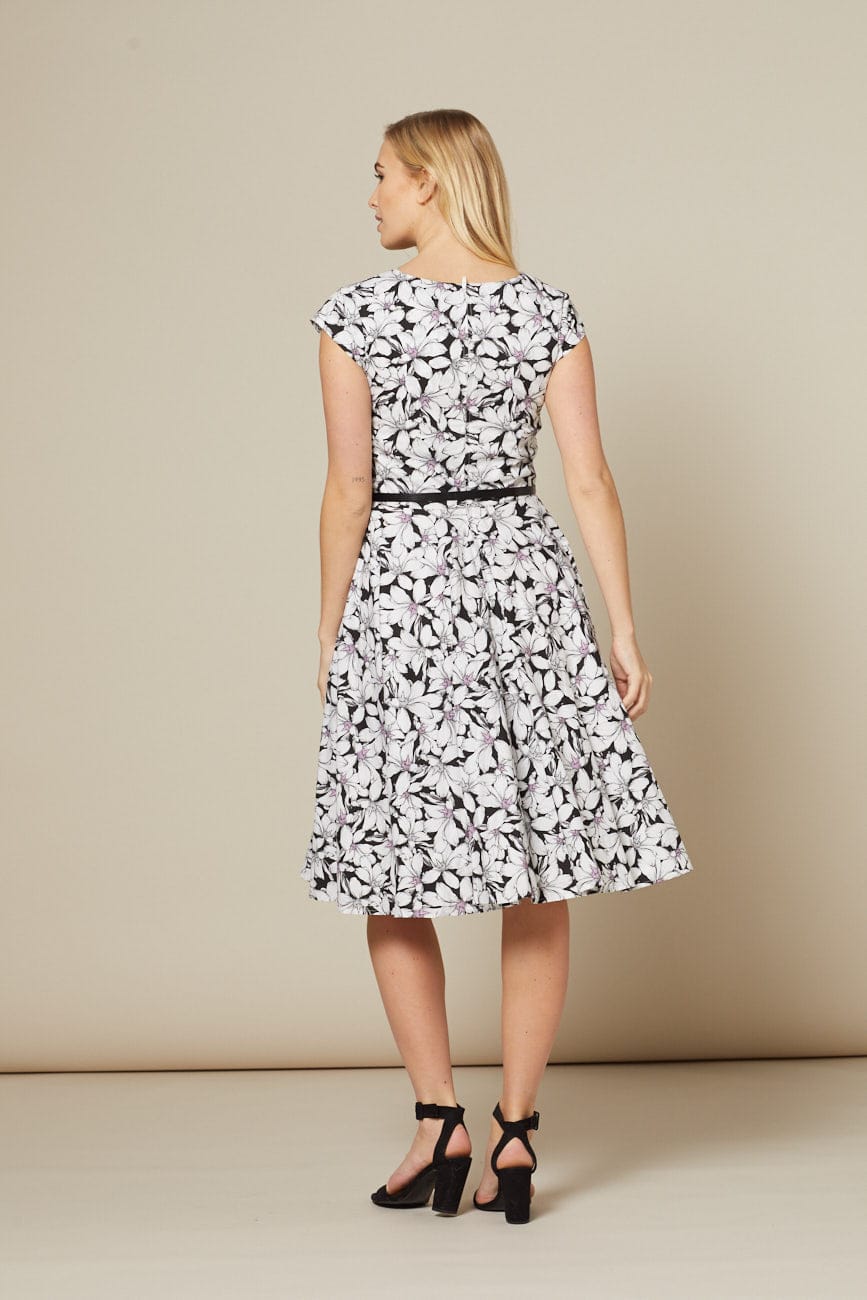 Leti Black &amp; White Floral Print Dress - Timeless London